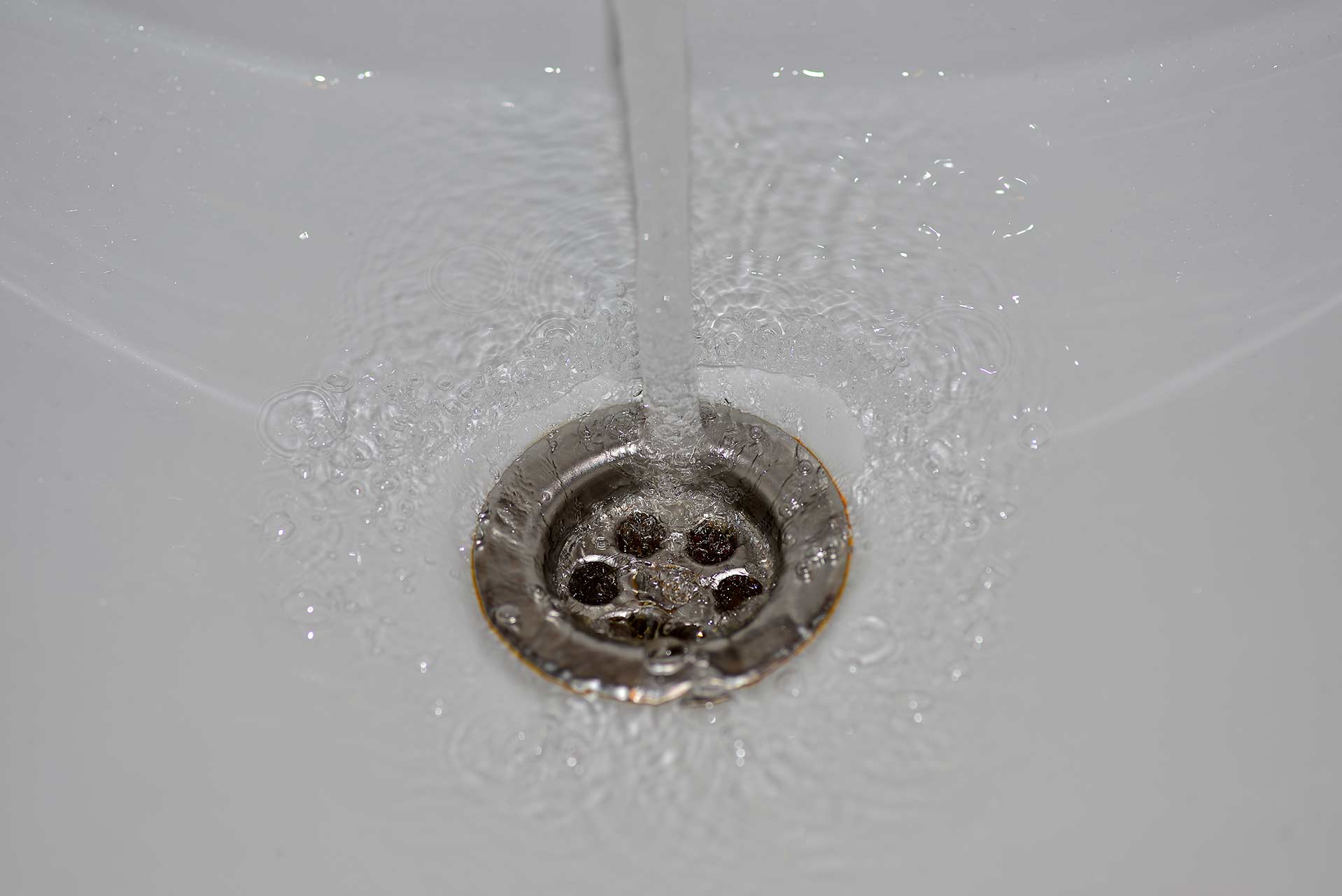 A2B Drains provides services to unblock blocked sinks and drains for properties in Lee Green.